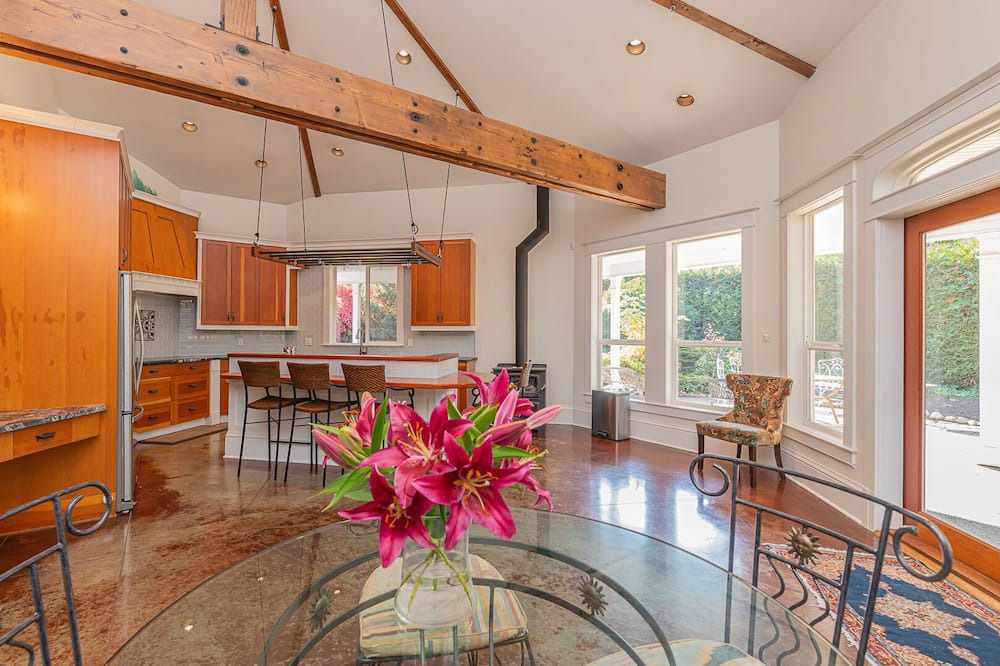 Photo of Kitchen in Victoria