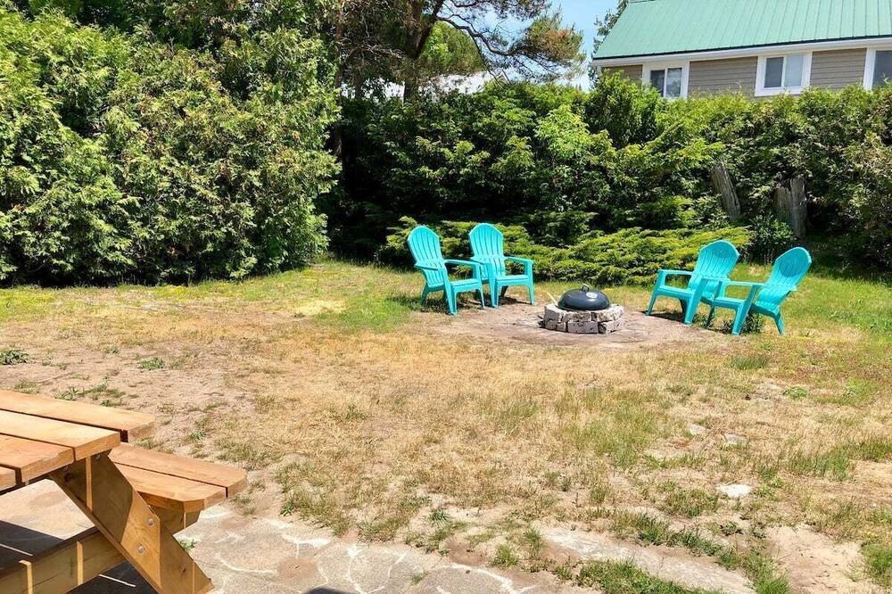 Photo of Outdoor in Sauble Beach