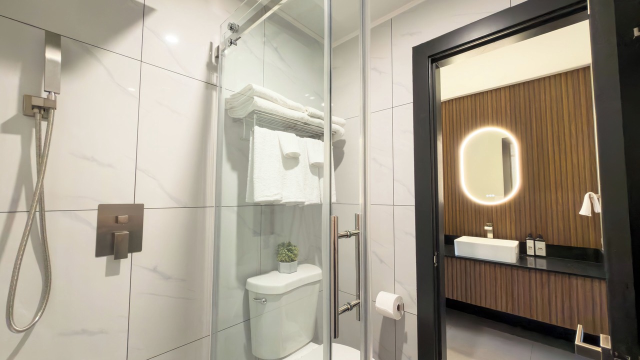 Photo of Bathroom in South Clearbrook
