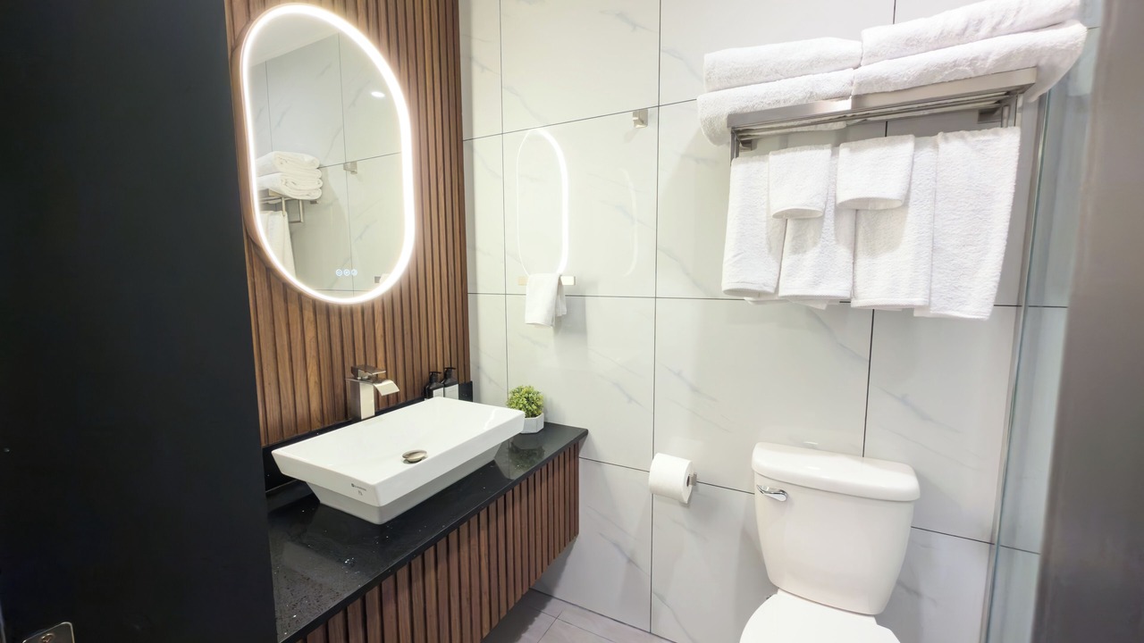 Photo of Bathroom in South Clearbrook