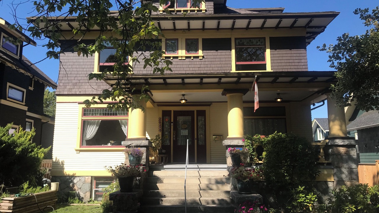 Photo of Buildings in Mount Pleasant