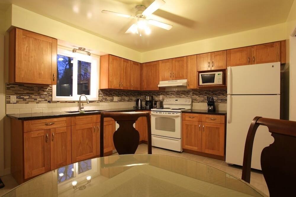 Photo of Kitchen in Cordova Bay