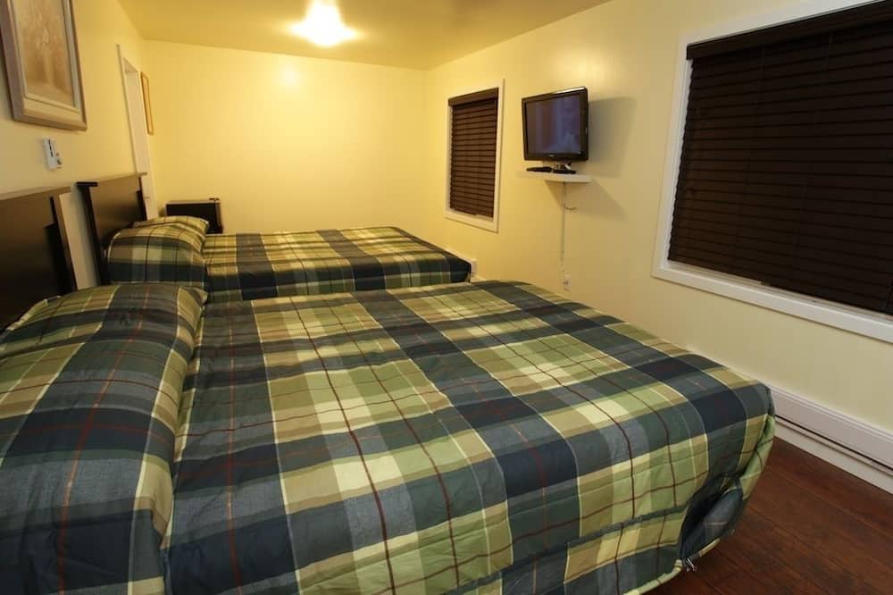 Photo of Bedroom in Cordova Bay