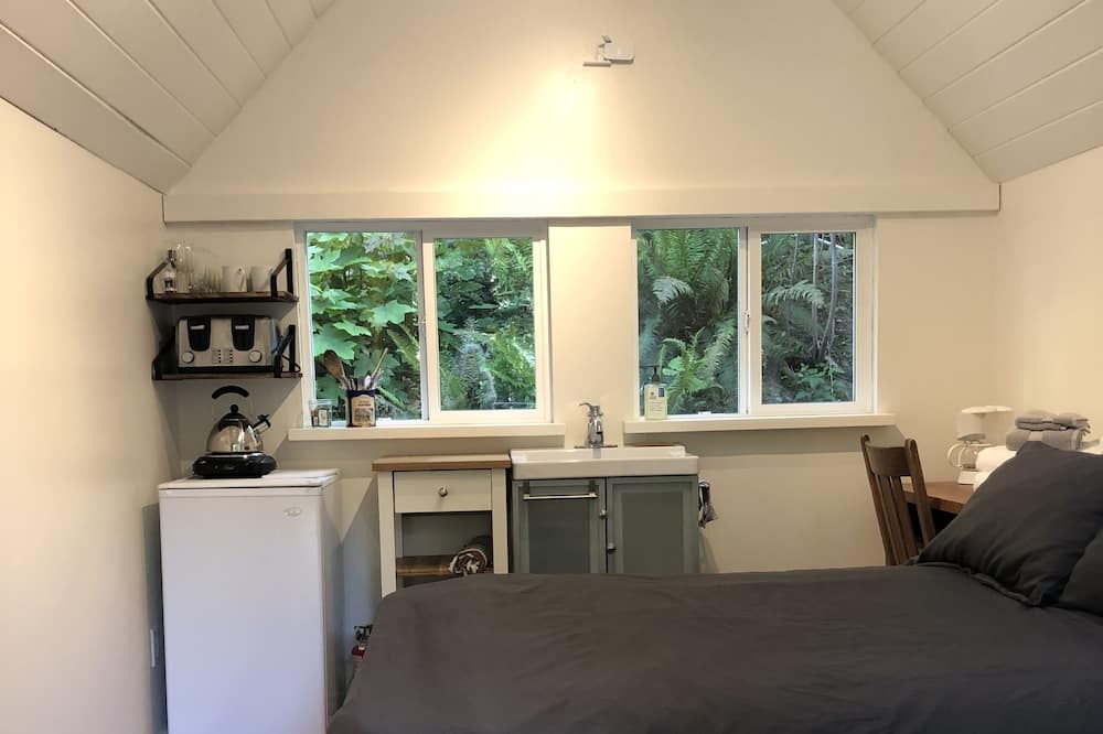 Photo of Bedroom in Salt Spring Island