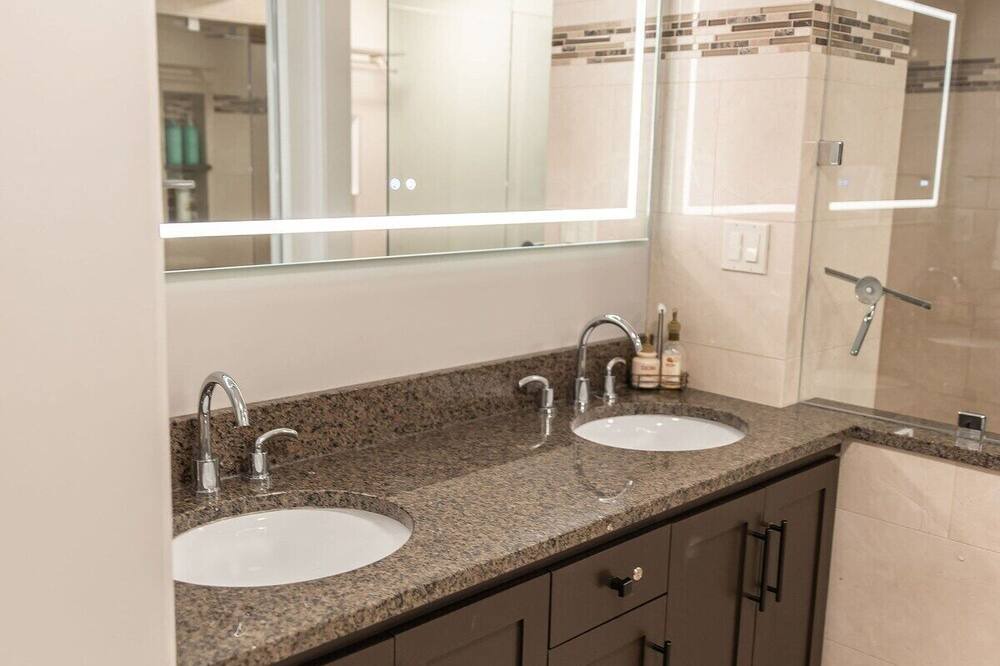 Photo of Bathroom in North End