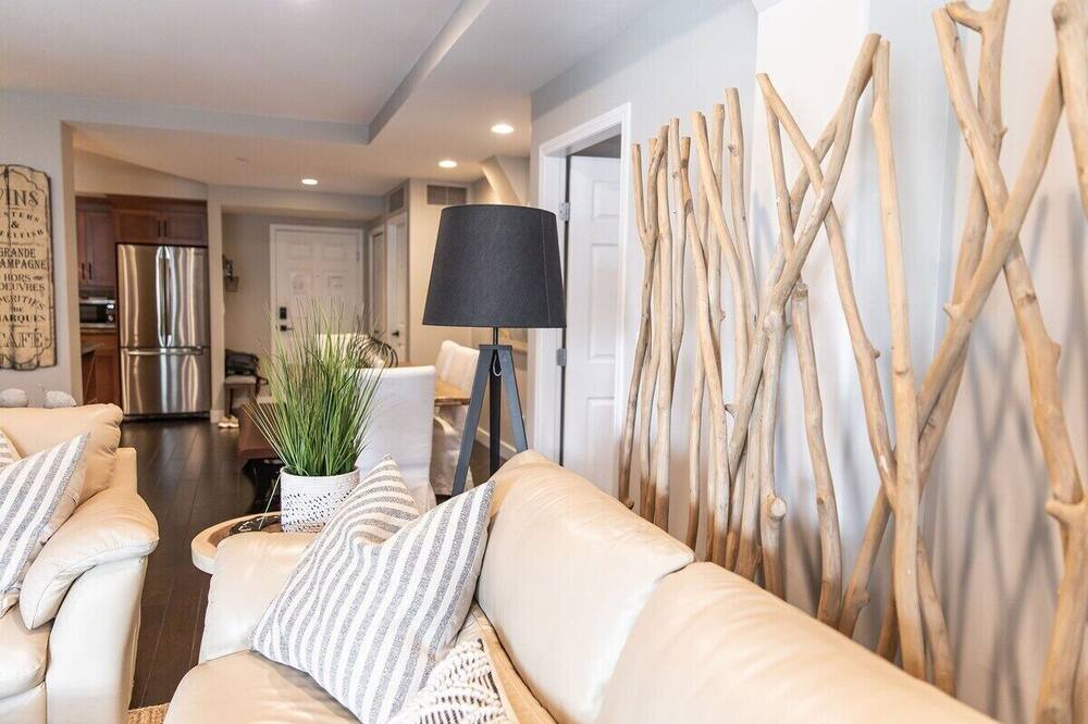 Photo of Livingroom in North End