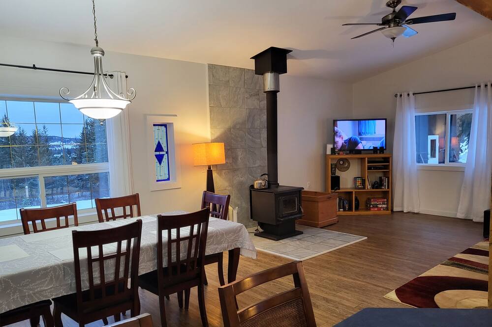 Photo of Livingroom in Blind Bay