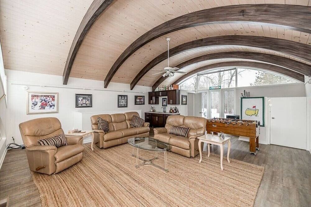 Photo of Livingroom in Ramara