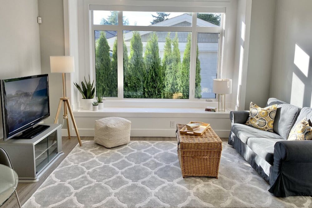 Photo of Livingroom in Ladner