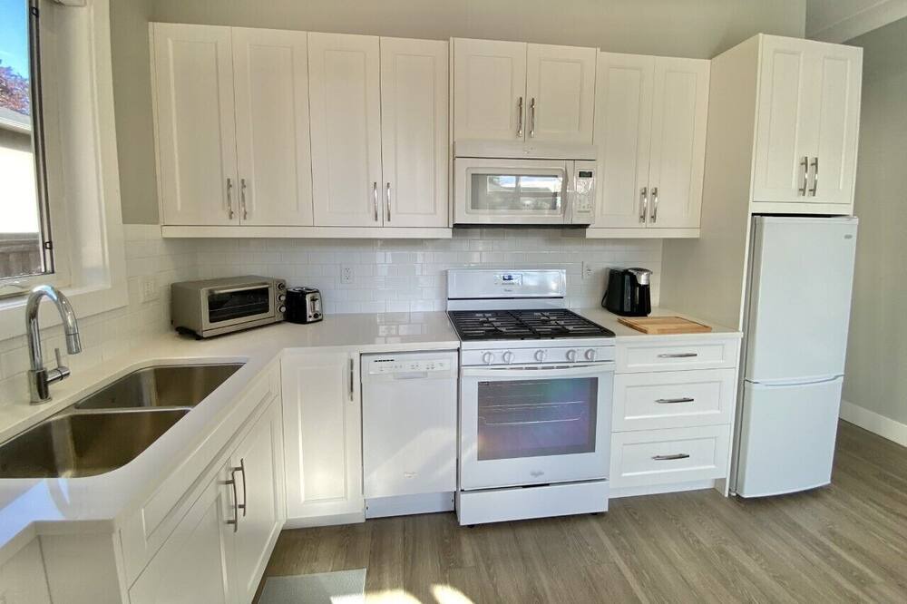 Photo of Kitchen in Ladner
