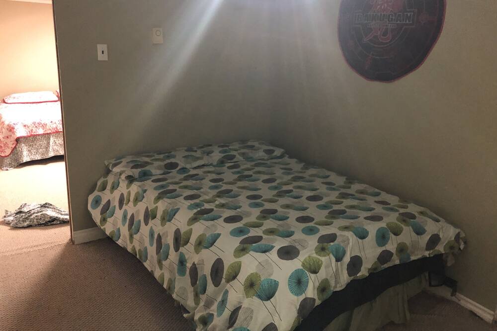 Photo of Bedroom in Thompson