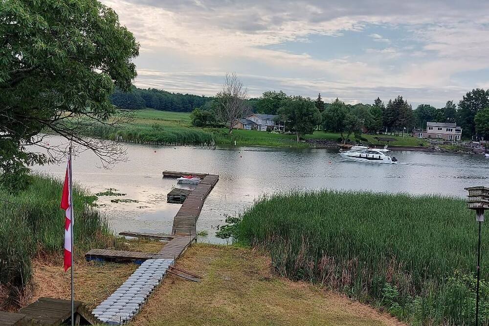 Photo of Outdoor in Leeds and the Thousand Islands