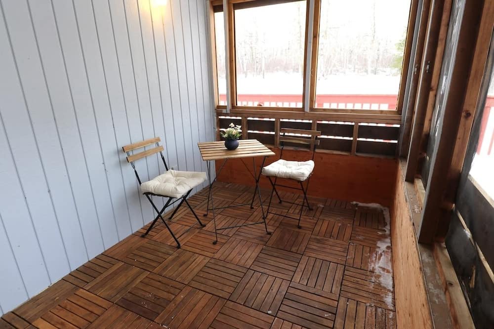 Photo of Patio Balcony in Hillside Beach