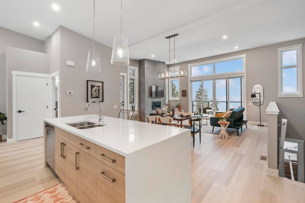Photo of Kitchen in McKinley
