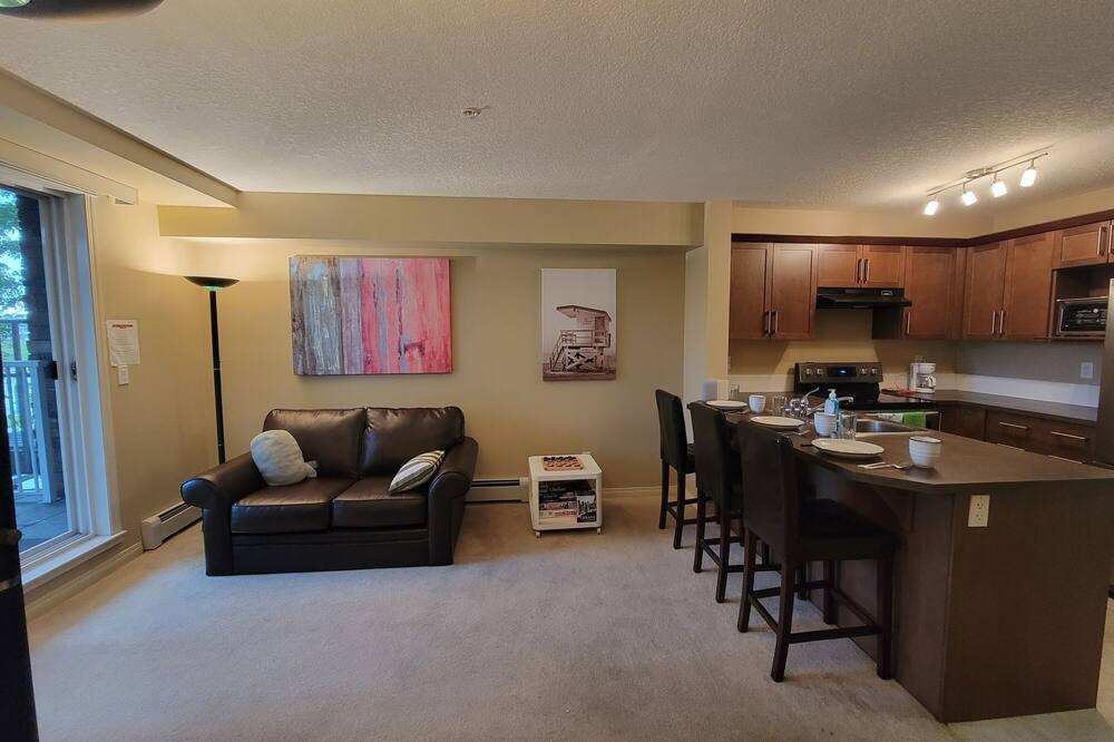 Photo of Livingroom in Cranston