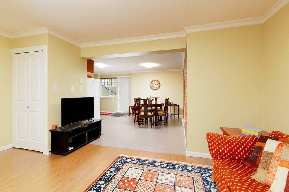 Photo of Livingroom in Pemberton Heights