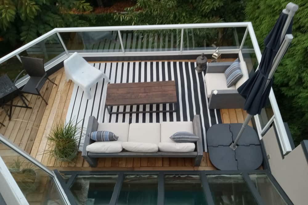 Photo of Patio Balcony in West Side