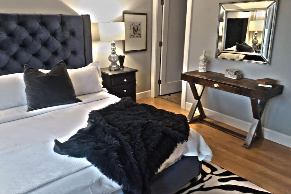 Photo of Bedroom in West Side