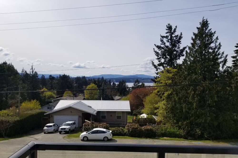 Photo of Patio Balcony in North Saanich