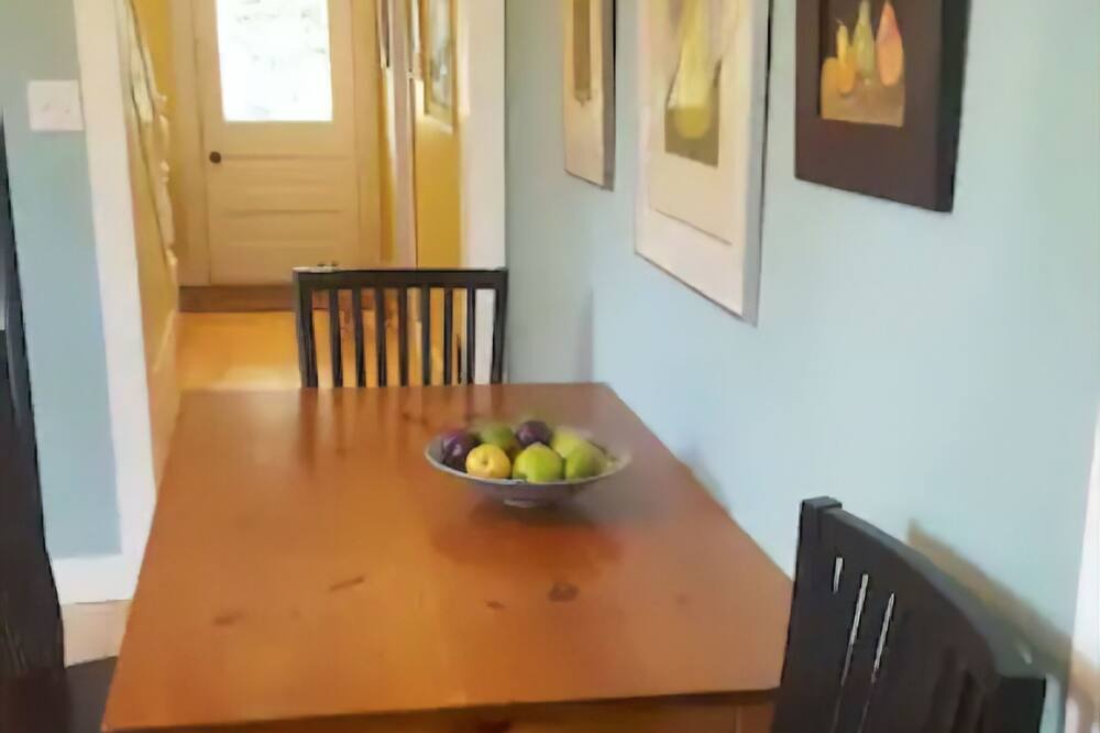 Photo of Kitchen in Baysville