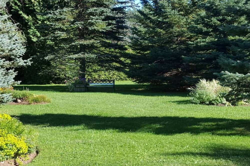 Photo of Outdoor in Baysville