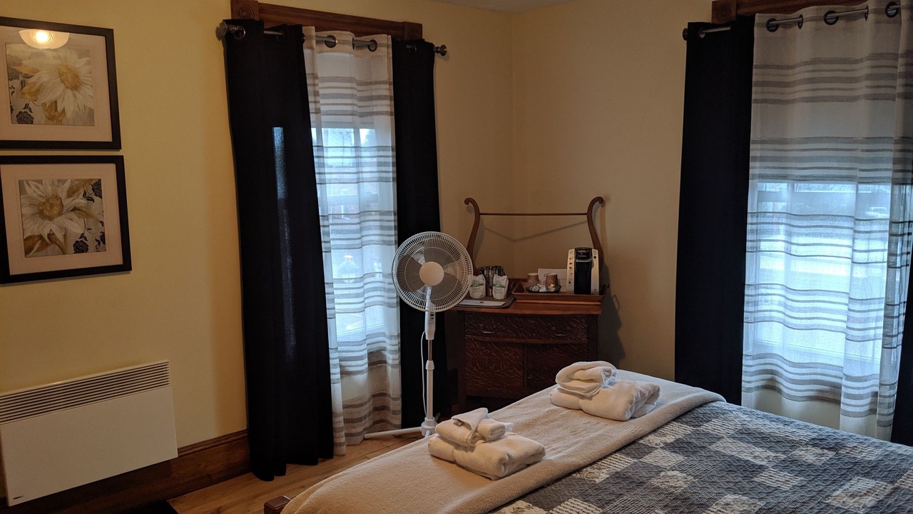 Photo of Bedroom in Ayers Cliff