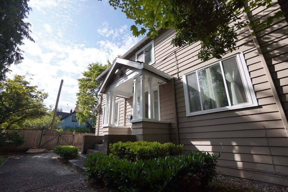 Photo of Outdoor in Oakridge