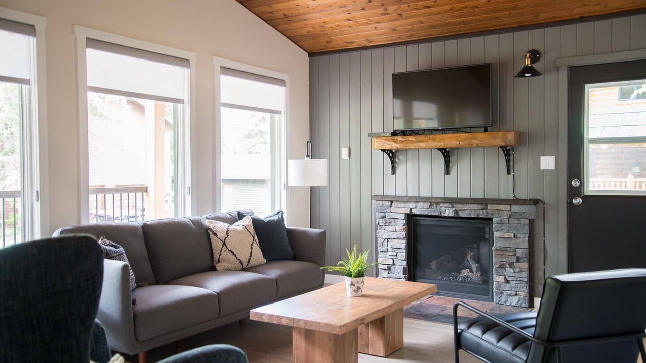 Photo of Livingroom in Jasper East