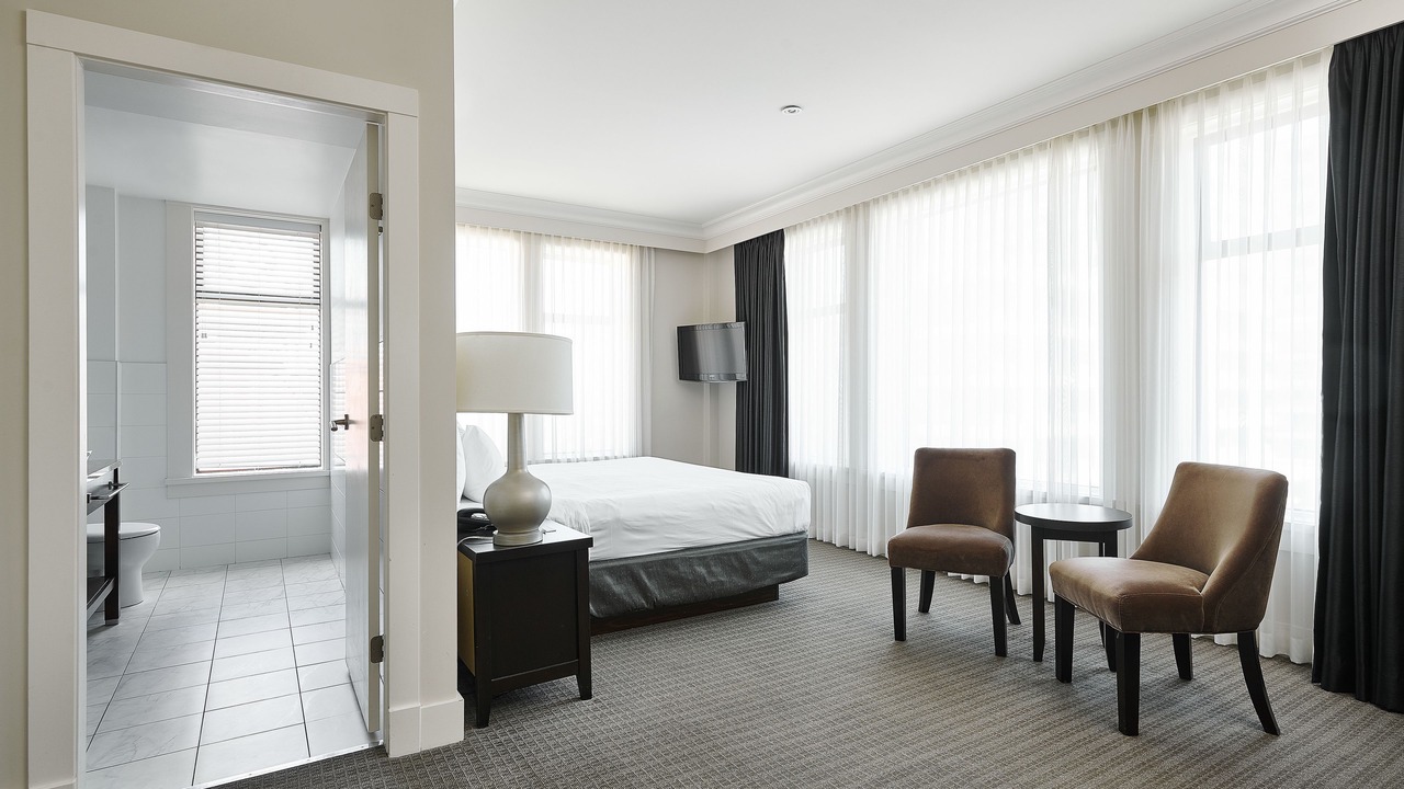 Photo of Livingroom in Downtown Victoria