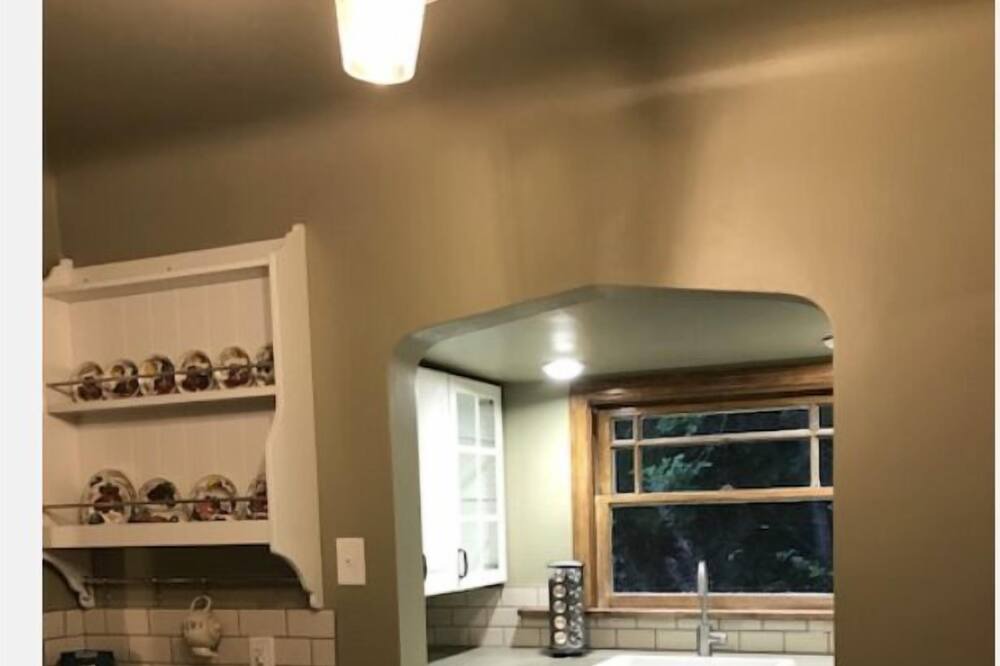 Photo of Kitchen in Gorge -Tillicum Area
