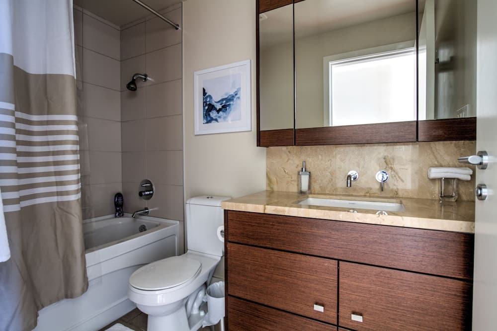 Photo of Bathroom in Coal Harbour