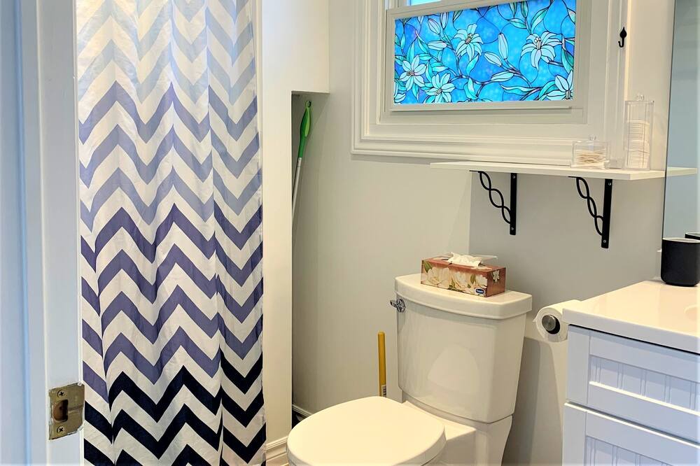 Photo of Bathroom in Wellington