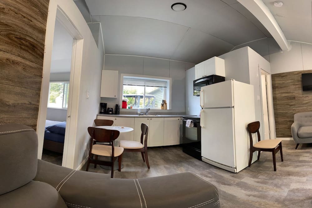 Photo of Kitchen in Harrison Hot Springs
