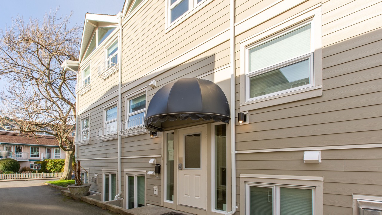 Photo of Outdoor in James Bay
