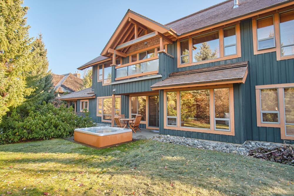 Photo of Outdoor in Whistler