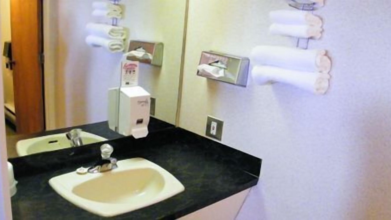 Photo of Bathroom in North End