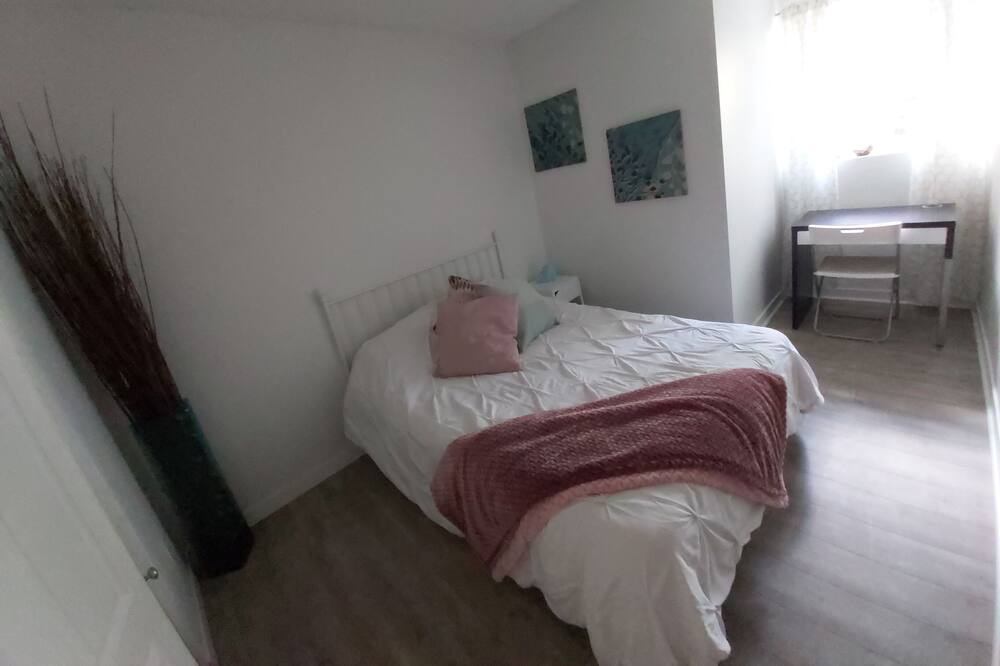Photo of Bedroom in Hope