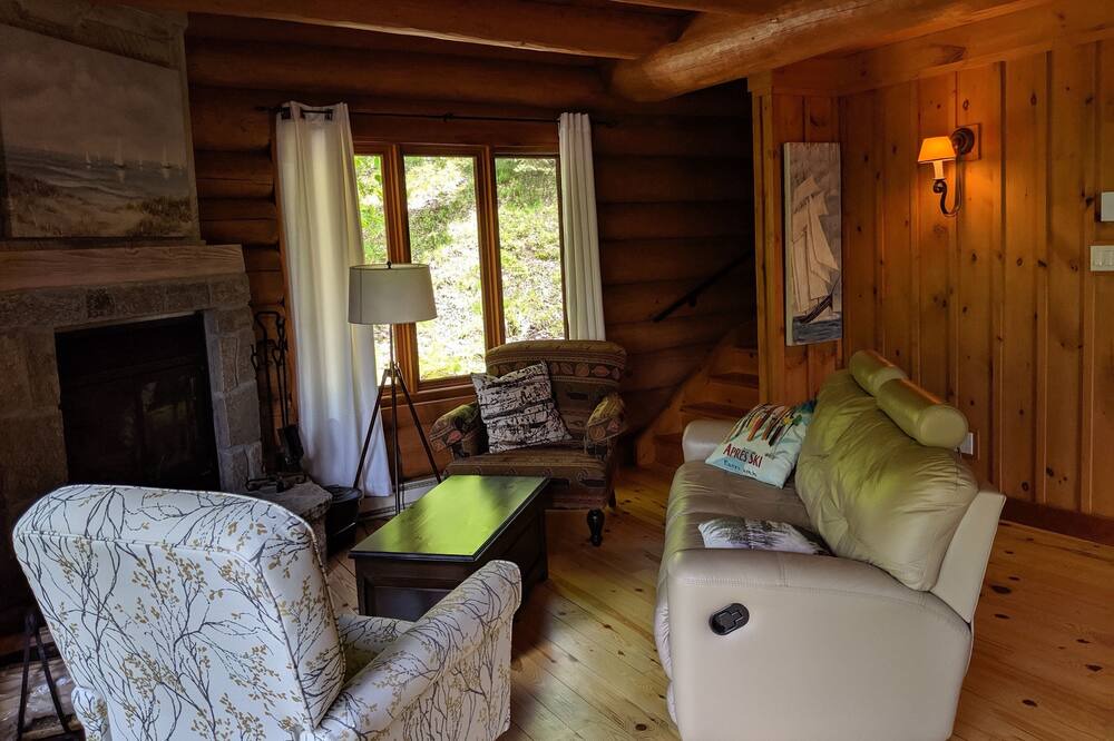 Photo of Livingroom in Lac Superieur Village