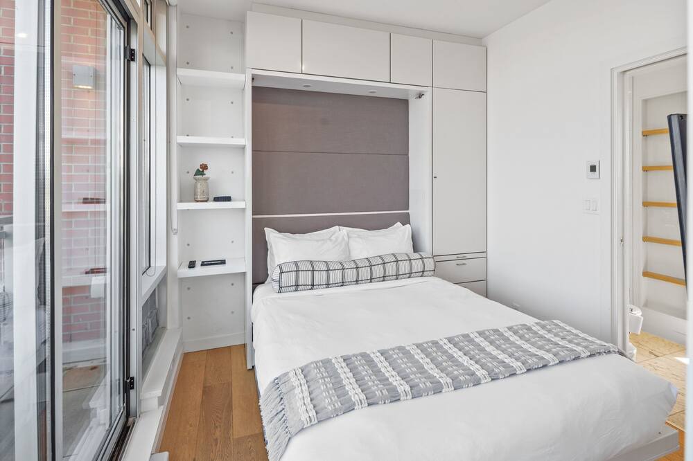 Photo of Bedroom in Downtown Victoria