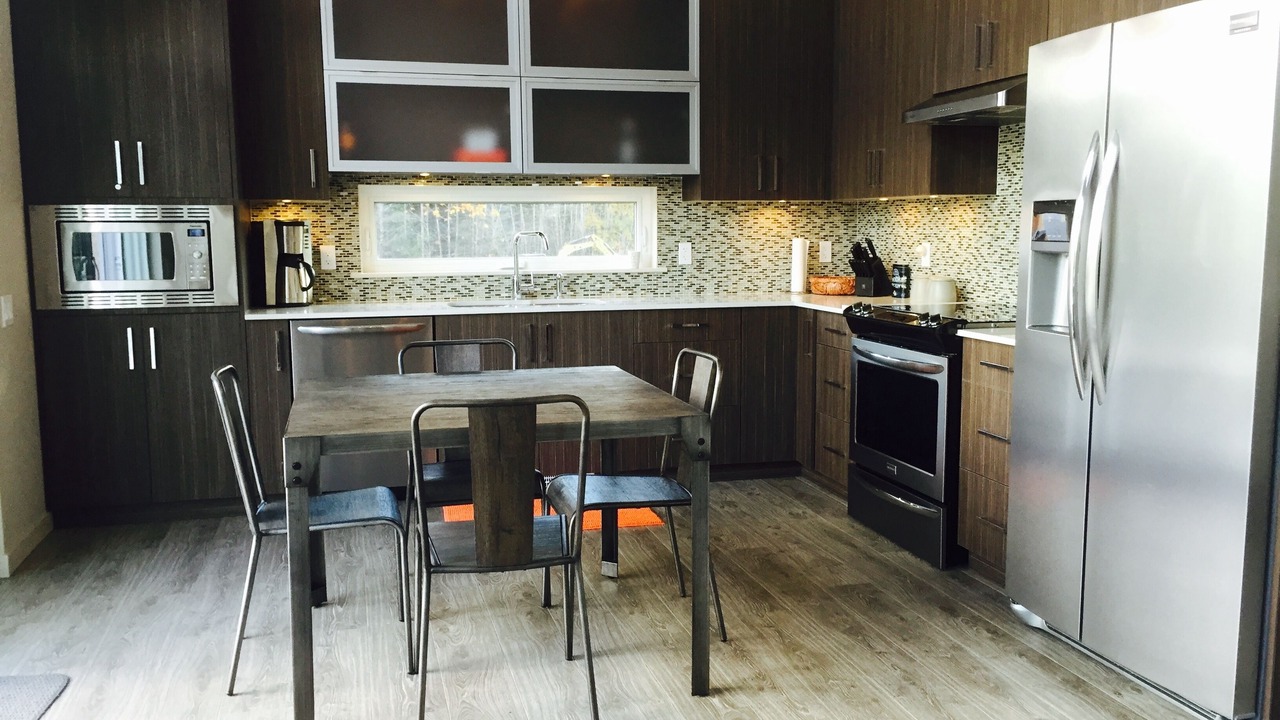 Photo of Kitchen in Lake Cowichan