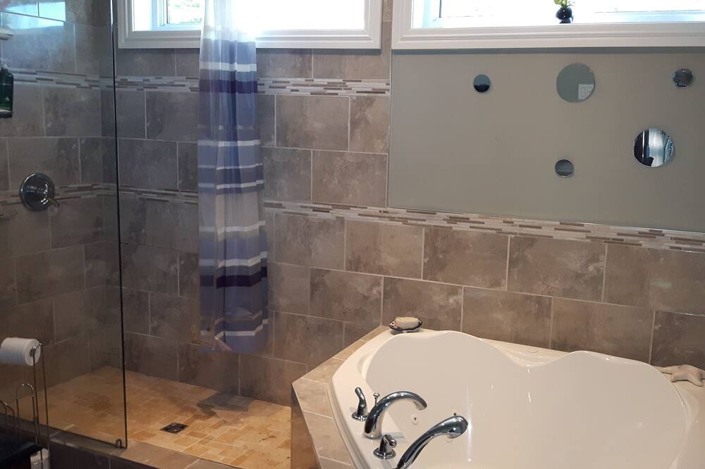 Photo of Bathroom in Timberlea