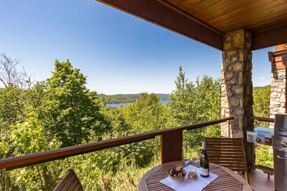 Photo of Patio Balcony in Mont-Tremblant