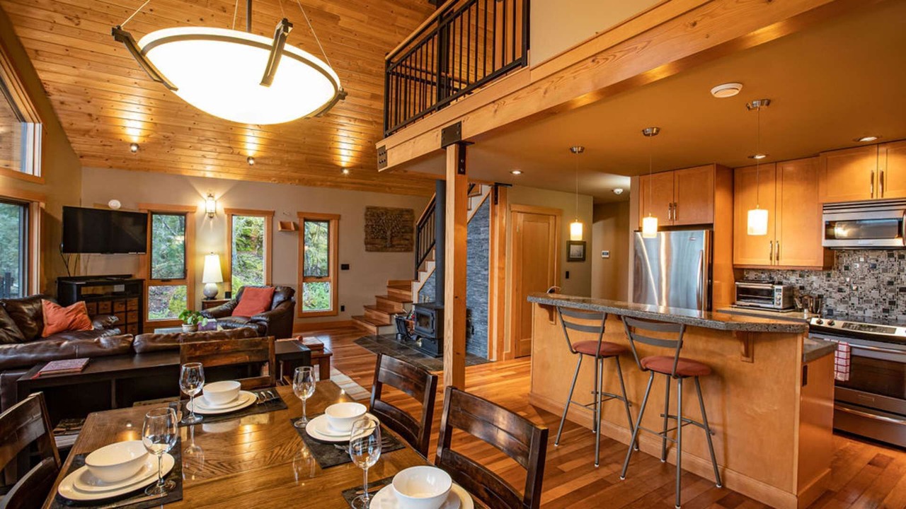 Photo of Livingroom in Revelstoke