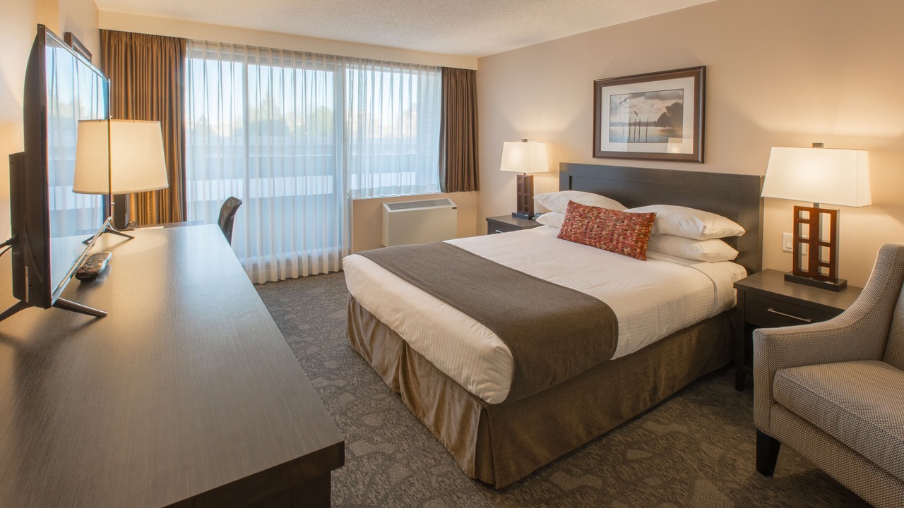 Photo of Bedroom in James Bay