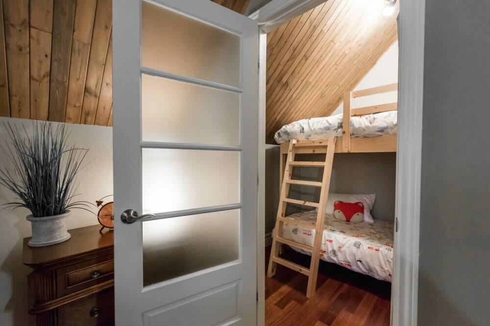 Photo of Bedroom in Stanstead Township