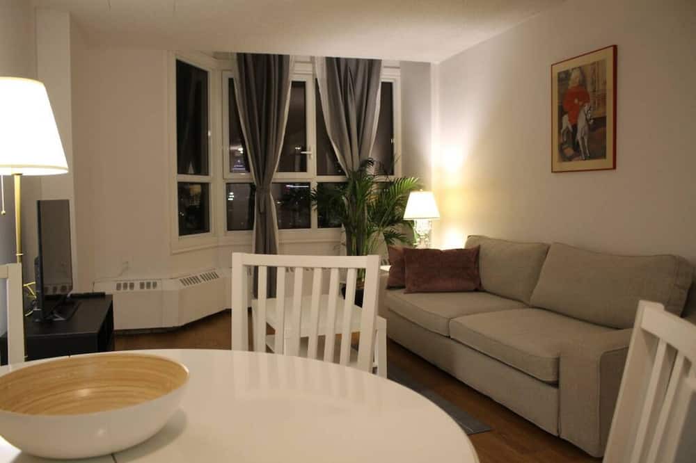 Photo of Livingroom in Shaughnessy Village