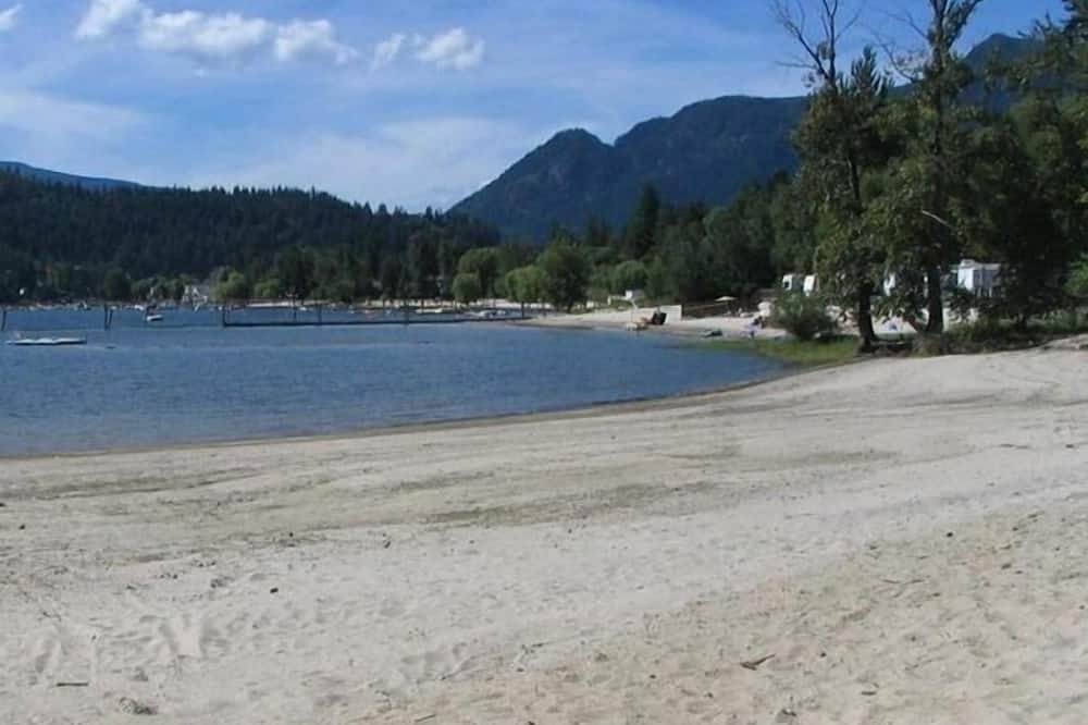 Photo of Others in Sicamous