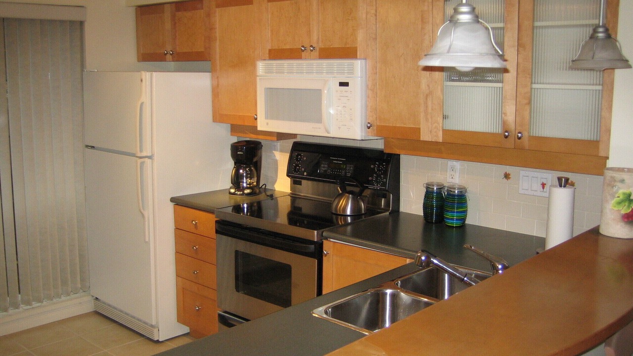 Photo of Kitchen in Lower Lonsdale