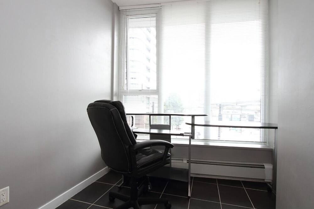 Photo of Bedroom in Crosstown