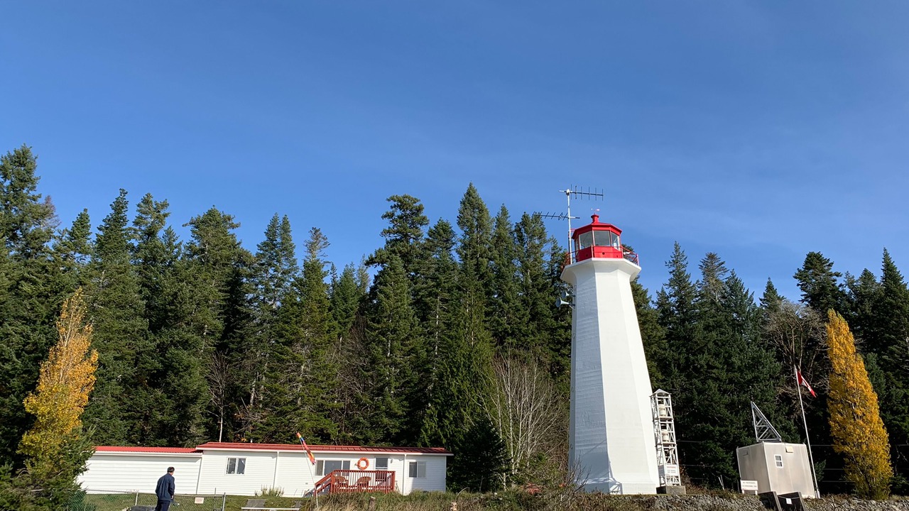 Photo of Others in Quathiaski Cove